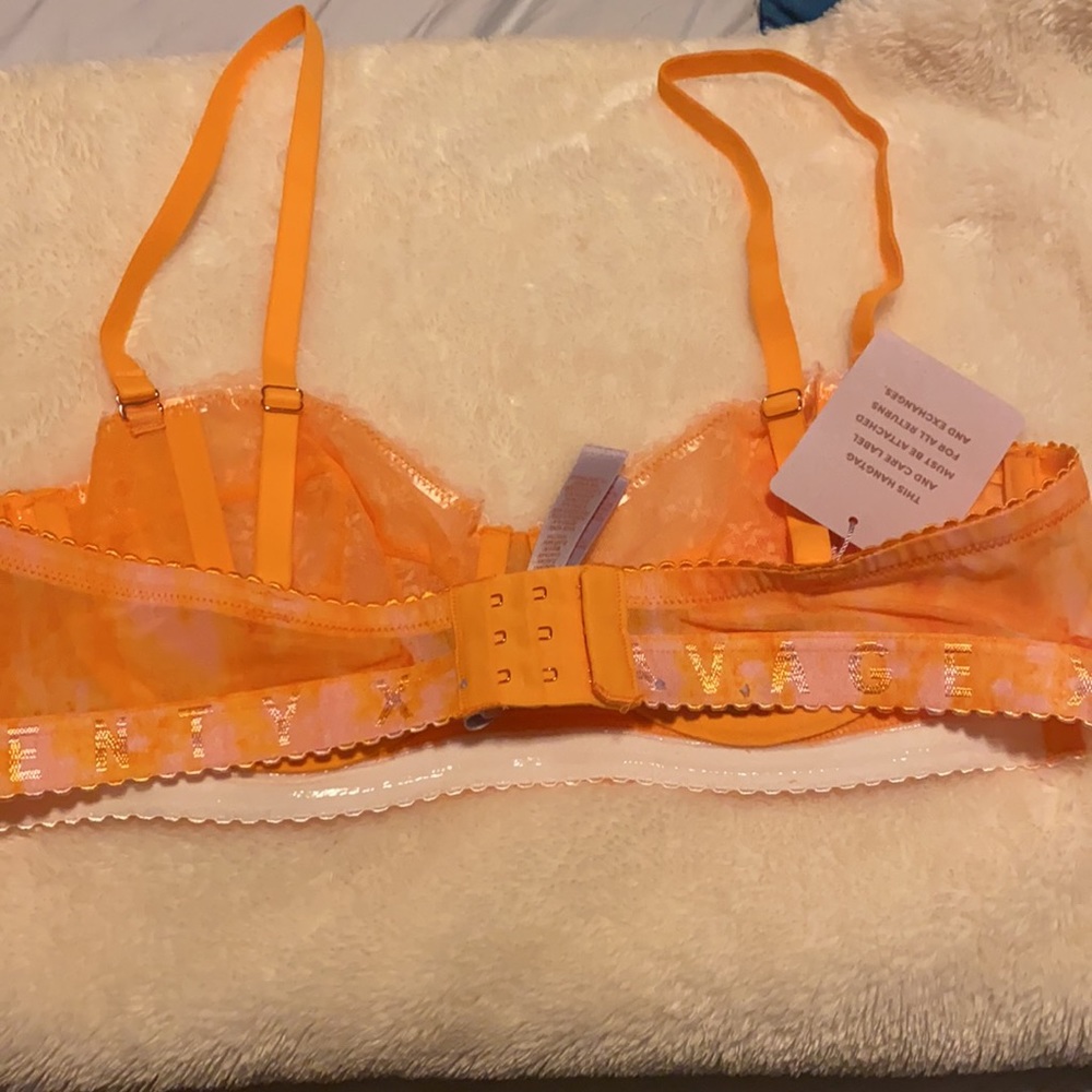 Savage X lingerie fenty 38B bra